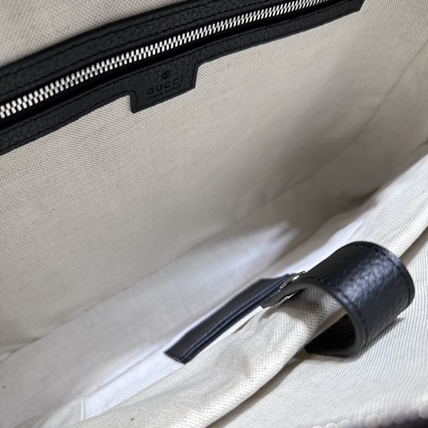 グッチバッグ着用イメージ